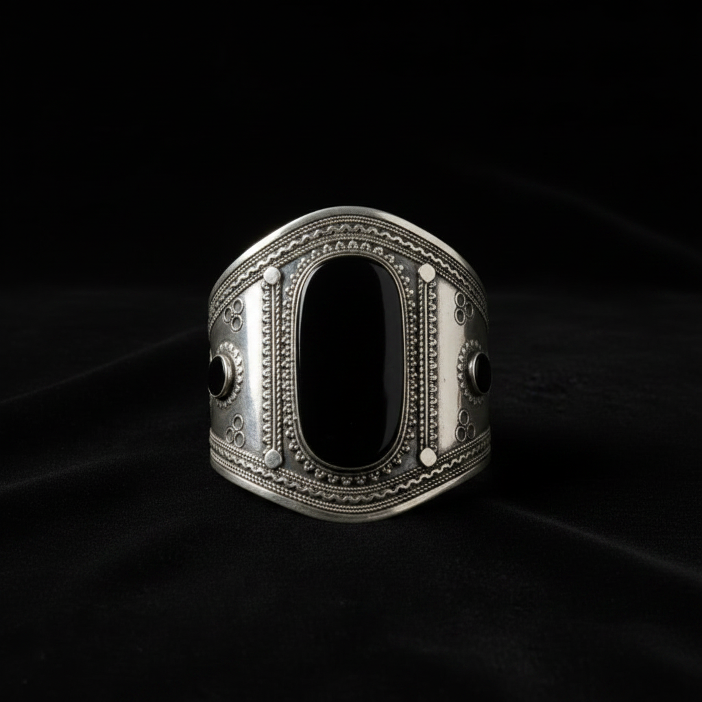 Black Onyx and Silver Kuchi Cuff Bracelet